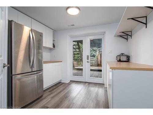 1-505 Oakvale Drive, Waterloo, ON - Indoor Photo Showing Kitchen