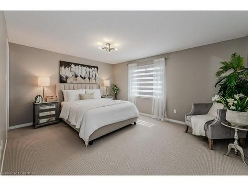 517 Peach Blossom Court, Kitchener, ON - Indoor Photo Showing Bedroom