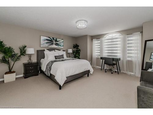 517 Peach Blossom Court, Kitchener, ON - Indoor Photo Showing Bedroom