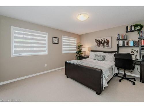 517 Peach Blossom Court, Kitchener, ON - Indoor Photo Showing Bedroom