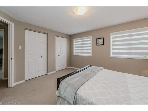 517 Peach Blossom Court, Kitchener, ON - Indoor Photo Showing Bedroom