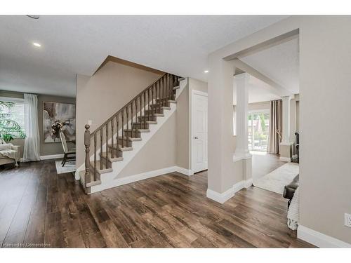 517 Peach Blossom Court, Kitchener, ON - Indoor Photo Showing Other Room