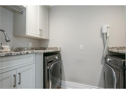 80 Starr Crescent, Cambridge, ON - Indoor Photo Showing Laundry Room