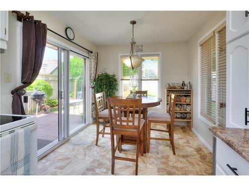 1135 Iroquois Crescent, Woodstock, ON - Indoor Photo Showing Dining Room