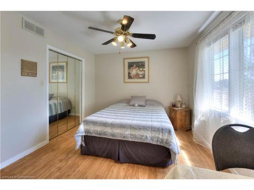 1135 Iroquois Crescent, Woodstock, ON - Indoor Photo Showing Bedroom