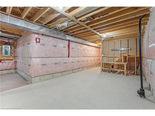 142 Emick Drive, Hamilton, ON - Indoor Photo Showing Basement