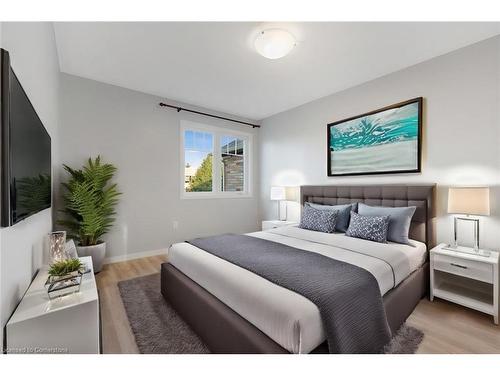 142 Emick Drive, Hamilton, ON - Indoor Photo Showing Bedroom