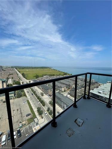 1704-385 Winston Road, Grimsby, ON - Outdoor With Balcony With View