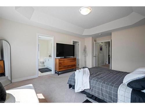 42 Gloria Street, Kitchener, ON - Indoor Photo Showing Bedroom