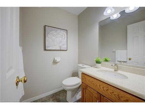 8 Munroe Crescent, Guelph, ON - Indoor Photo Showing Bathroom