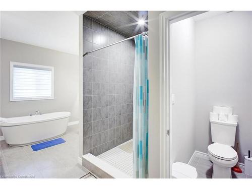 61 Broadacre Drive, Kitchener, ON - Indoor Photo Showing Bathroom