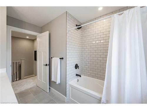 66 Walker Road, Ingersoll, ON - Indoor Photo Showing Bathroom