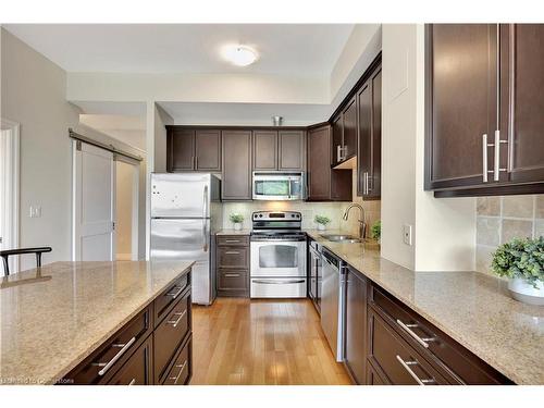 307-42 Bridgeport Road E, Waterloo, ON - Indoor Photo Showing Kitchen