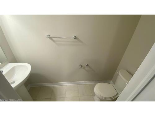 8 Visionary Avenue, Kitchener, ON - Indoor Photo Showing Bathroom