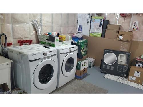 226 Maitland Street, Kitchener, ON - Indoor Photo Showing Laundry Room