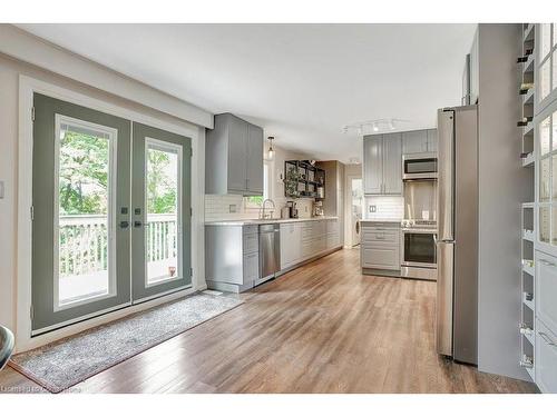 50 Jerseyville Road, Brantford, ON - Indoor Photo Showing Kitchen