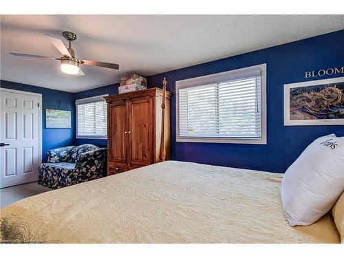 275 Canterbury Drive, Waterloo, ON - Indoor Photo Showing Bedroom