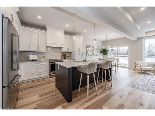 68 Walker Road, Ingersoll, ON - Indoor Photo Showing Kitchen With Stainless Steel Kitchen With Upgraded Kitchen