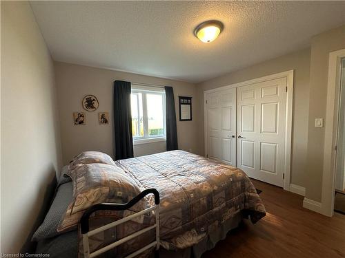 480 Grand Trunk Street, Palmerston, ON - Indoor Photo Showing Bedroom