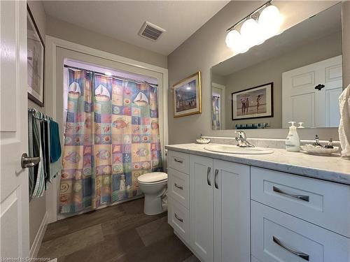 480 Grand Trunk Street, Palmerston, ON - Indoor Photo Showing Bathroom