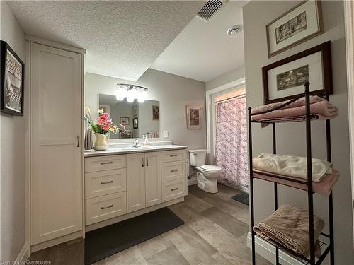 480 Grand Trunk Street, Palmerston, ON - Indoor Photo Showing Bathroom