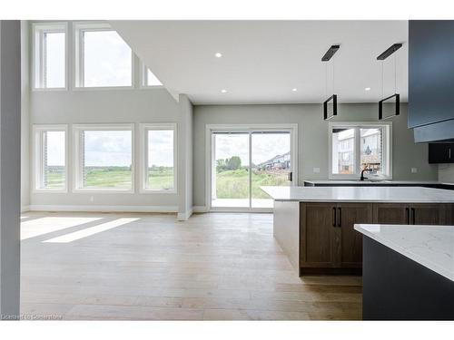 85 Crestview Drive, Komoka, ON - Indoor Photo Showing Kitchen