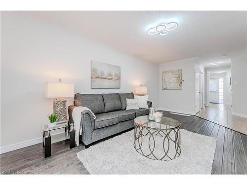 498 Doon South Drive, Kitchener, ON - Indoor Photo Showing Living Room