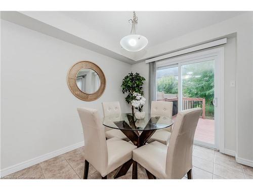 498 Doon South Drive, Kitchener, ON - Indoor Photo Showing Dining Room