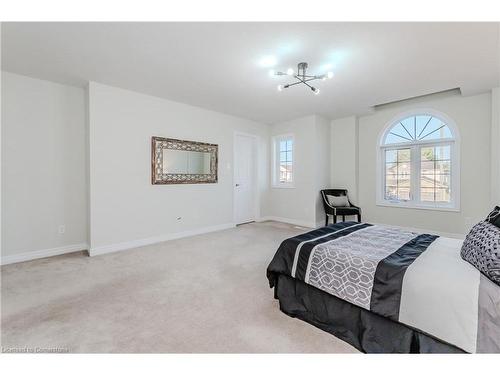 498 Doon South Drive, Kitchener, ON - Indoor Photo Showing Bedroom