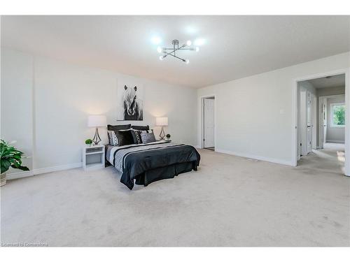 498 Doon South Drive, Kitchener, ON - Indoor Photo Showing Bedroom