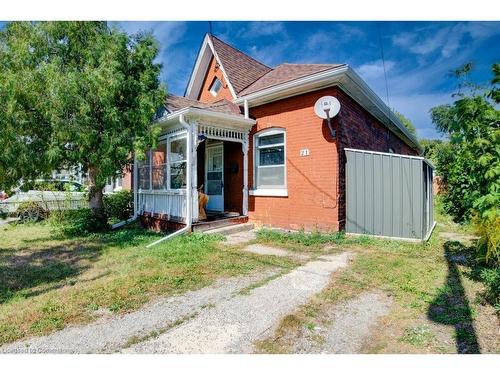 21 Usher Street, Brantford, ON - Outdoor