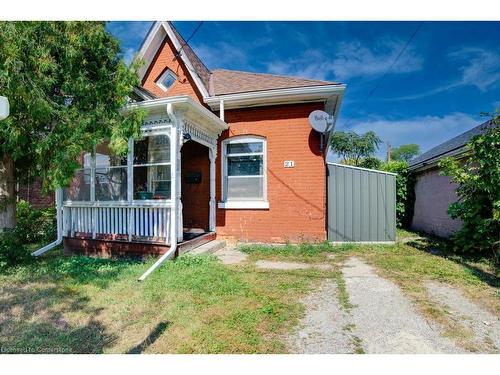 21 Usher Street, Brantford, ON - Outdoor