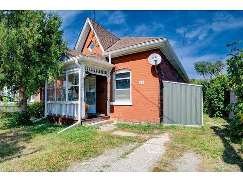 21 Usher Street, Brantford, ON - Outdoor