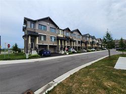 18-185 Bedrock Drive  Stoney Creek, ON L8J 0M5