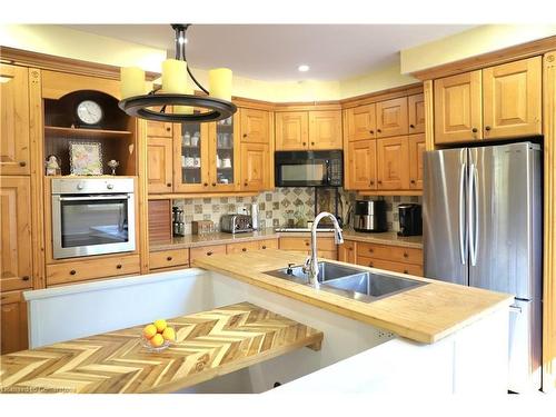 205 St Andrews Street, Cambridge, ON - Indoor Photo Showing Kitchen With Double Sink