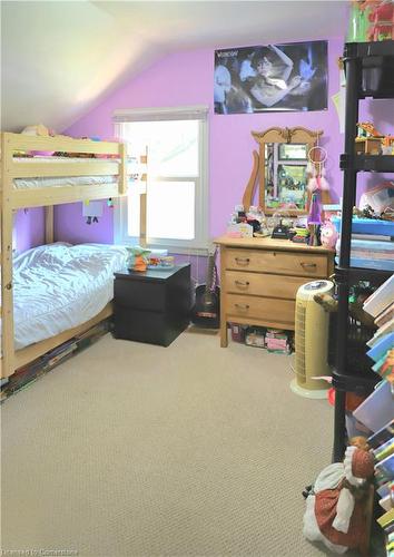 205 St Andrews Street, Cambridge, ON - Indoor Photo Showing Bedroom