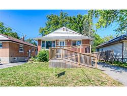 178 Glen Road  Kitchener, ON N2M 3G2