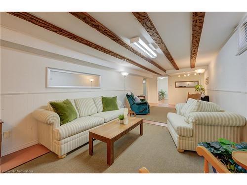 95 Hillsborough Crescent, Kitchener, ON - Indoor Photo Showing Living Room