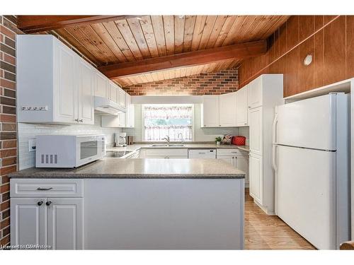 72 Massey Avenue, Kitchener, ON - Indoor Photo Showing Kitchen