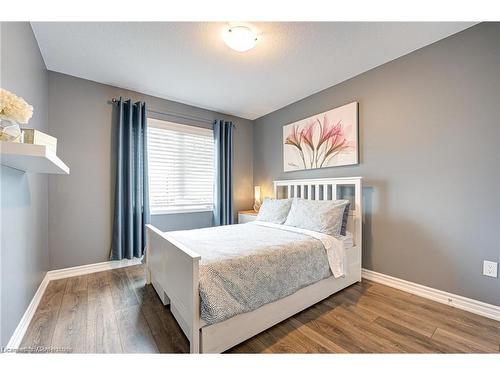 29 Arbourview Crescent, Kitchener, ON - Indoor Photo Showing Bedroom