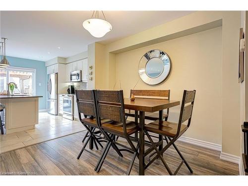 29 Arbourview Crescent, Kitchener, ON - Indoor Photo Showing Dining Room