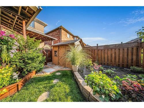 2 Pilgrim Place, Brampton, ON - Outdoor