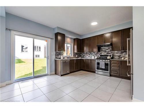 217 Watervale Crescent, Kitchener, ON - Indoor Photo Showing Kitchen With Upgraded Kitchen