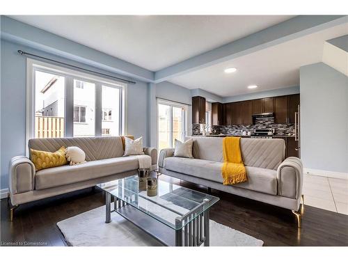 217 Watervale Crescent, Kitchener, ON - Indoor Photo Showing Living Room