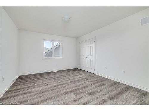 123 Rea Drive, Fergus, ON - Indoor Photo Showing Other Room