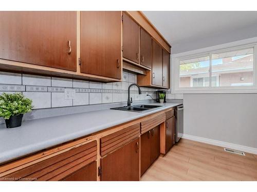 199 Fourth Avenue, Kitchener, ON - Indoor Photo Showing Kitchen With Double Sink