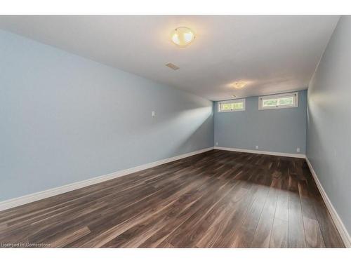 199 Fourth Avenue, Kitchener, ON - Indoor Photo Showing Other Room