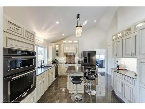 9617 Currie Road, Dutton, ON - Indoor Photo Showing Kitchen With Double Sink