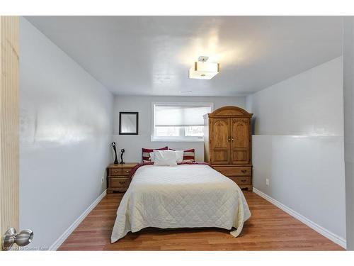 9617 Currie Road, Dutton, ON - Indoor Photo Showing Bedroom