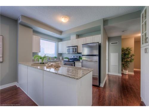 311-170 Water Street N, Cambridge, ON - Indoor Photo Showing Kitchen